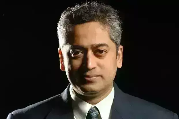Rajdeep Sardesai ; राजकारणाच्या ओल्ड स्कूल समोर पत्रकारितेचे ओल्ड स्कूल