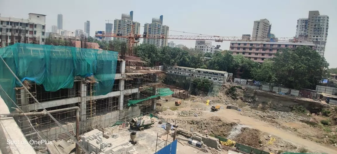 तीन वर्षानंतरही जेजे हॉस्पीटलमधील सुपर स्पेशॅलिटी हॉस्पीटलचं बांधकाम अपूर्णच, कंत्राटदारावर कारवाईची मागणी