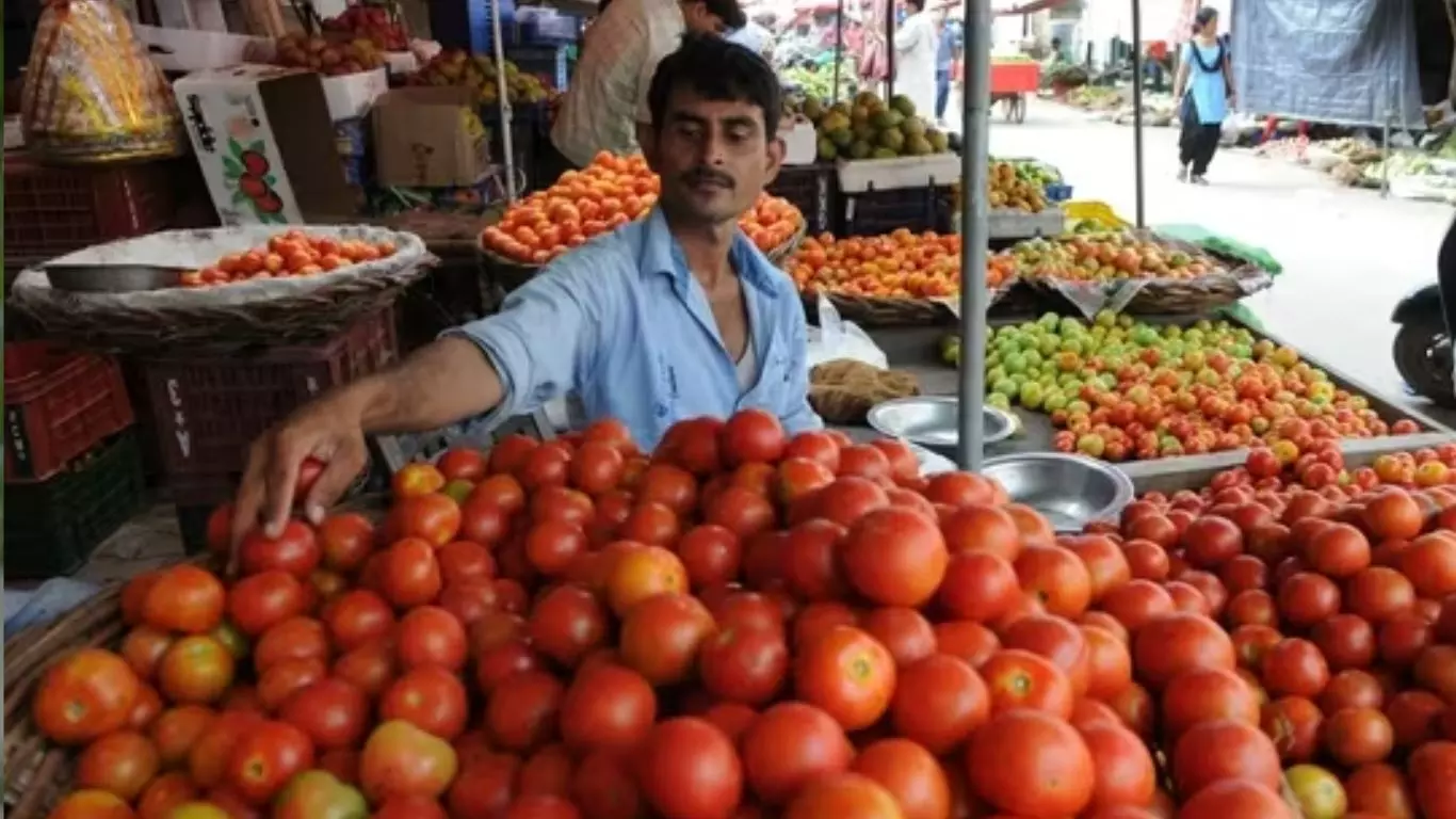 थोडीशी लाज बाळगा