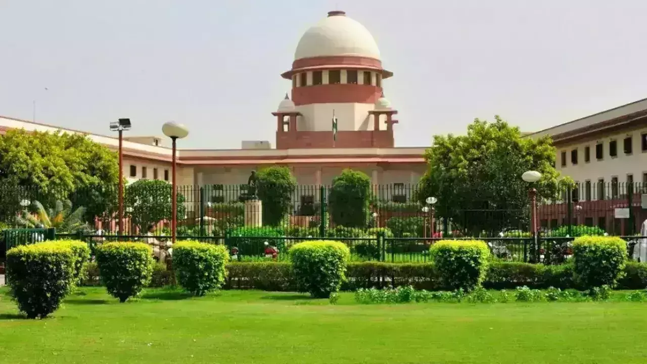 Supreme court hearing on Shivsena and NCP MLA disqualification | विधानसभा अध्यक्षांसाठी ही शेवटची संधी, सुप्रीम कोर्टाने कठोर शब्दात सुनावलं
