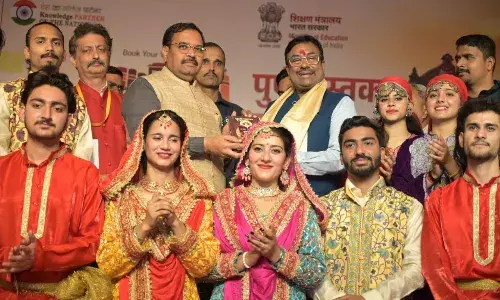 एकविसाव्या शतकात पुणे पुस्तक महोत्सवसारखे उपक्रम महत्वाचे : सांस्कृतिक कार्यमंत्री सुधीर मुनगंटीवार