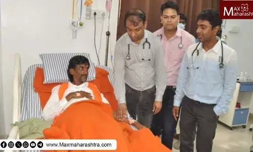 मनोज जरांगे यांची प्रकृती बिघडली; छातीत कळा येत असल्याने अंतरवालीत डॉक्टरांची टीम दाखल मनोज जरांगे यांची प्रकृती बिघडली; छातीत कळा येत असल्याने अंतरवालीत डॉक्टरांची टीम दाखल