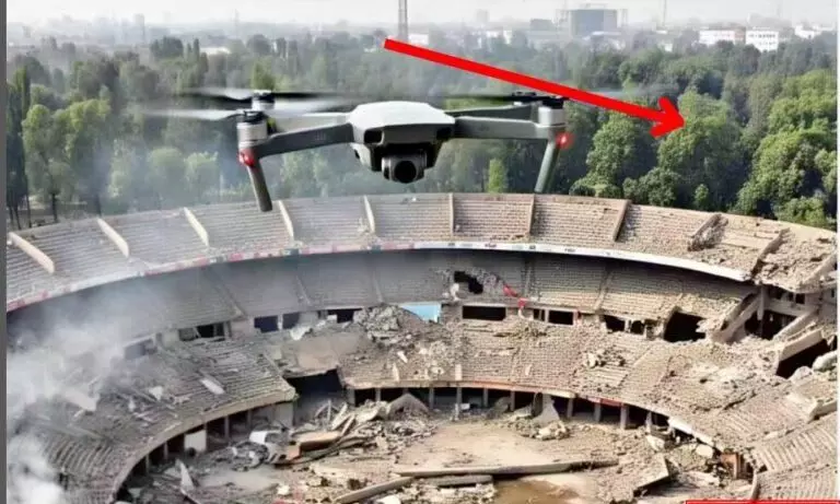 Fact Check : भारत-पाक तणाव : रावळपिंडी स्टेडियम उध्वस्त झाल्याचे फोटो AI निर्मित