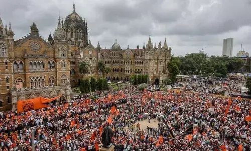 वंचित मराठा आंदोलन : घटनात्मक आणि नैतिक पुनर्विचार वंचित मराठा आंदोलन : घटनात्मक आणि नैतिक पुनर्विचार