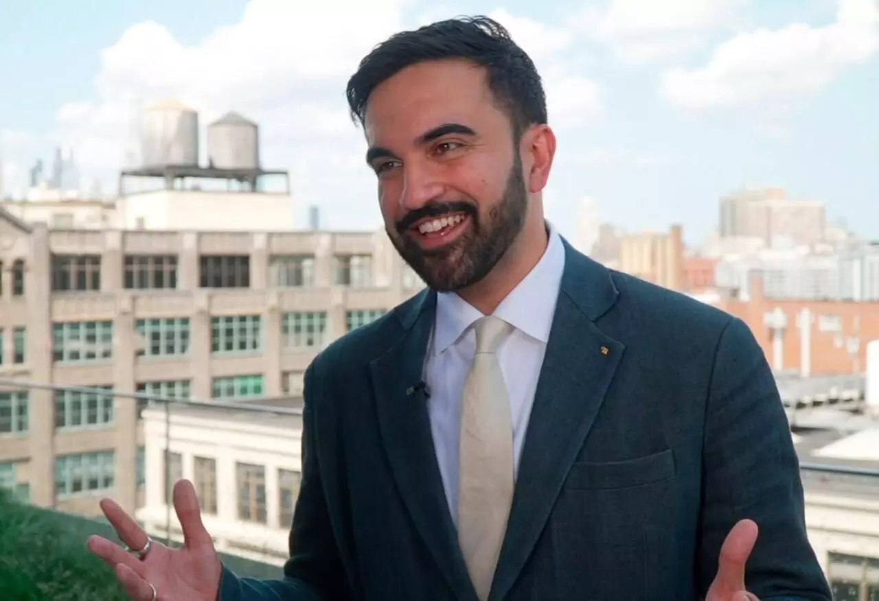 राजकीय भूकंप आणणारा तिशीचा तरुण