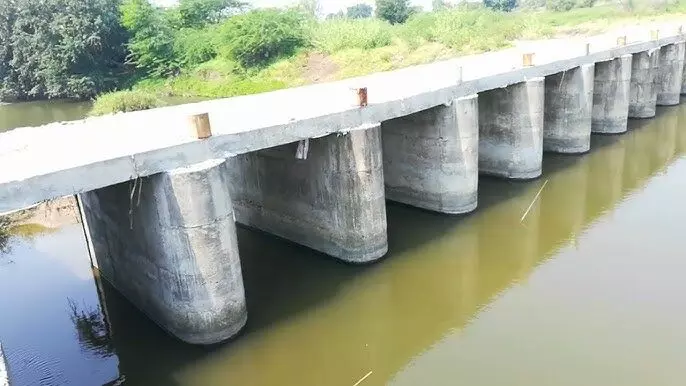 महापूराला दीड महिना उलटला तरी KT बंधारा डागडुजीच्या प्रतिक्षेत