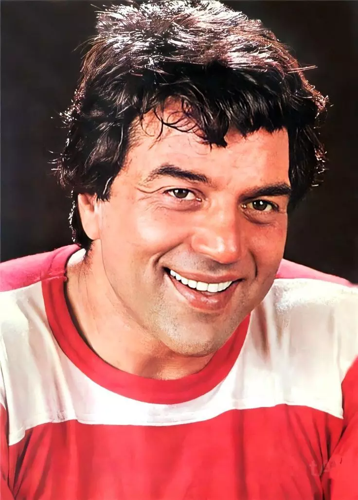 एकटा असलो तरी मनासारखं जगतो तुम्ही देखील मनासारखं जगा - धर्मेंद्र