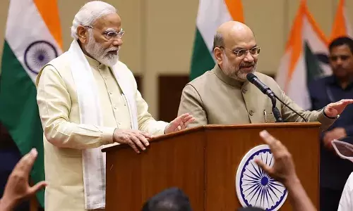 लोकशाहीचं अपहरण