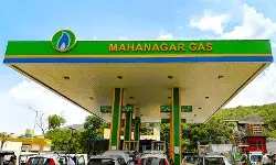 Mumbai CNG Crisis : पंपावर रिक्षांच्या लांबच लांब रांगा, मुंबईकरांचे हाल