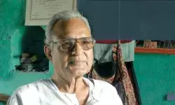 Ayodhya : शिक्षण, रोजगाराचे प्रश्न सोडवण्यासाठी मंदिरं बांधणं, मशिदी पाडणं हा काही कार्यक्रम होऊ शकतं नाही