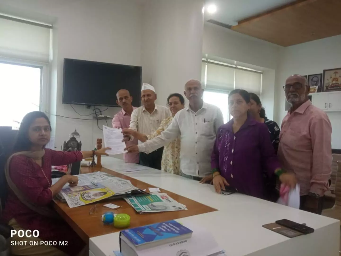 वन्य प्राणी उपद्रव-फुटकळ उपाययोजना व कुचकामी लोकप्रतिनिधी !