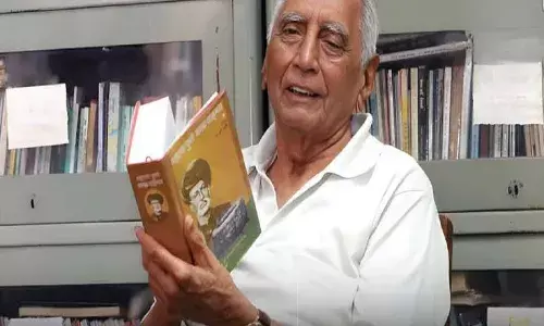 Dr. Baba Adhav : महात्मा फुलेंचा शेवटचा सत्यशोधक हरपला! Dr. Baba Adhav : महात्मा फुलेंचा शेवटचा सत्यशोधक हरपला!