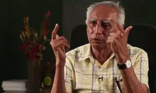 राजनीति छिनाल आहे - डॉ. बाबा आढाव