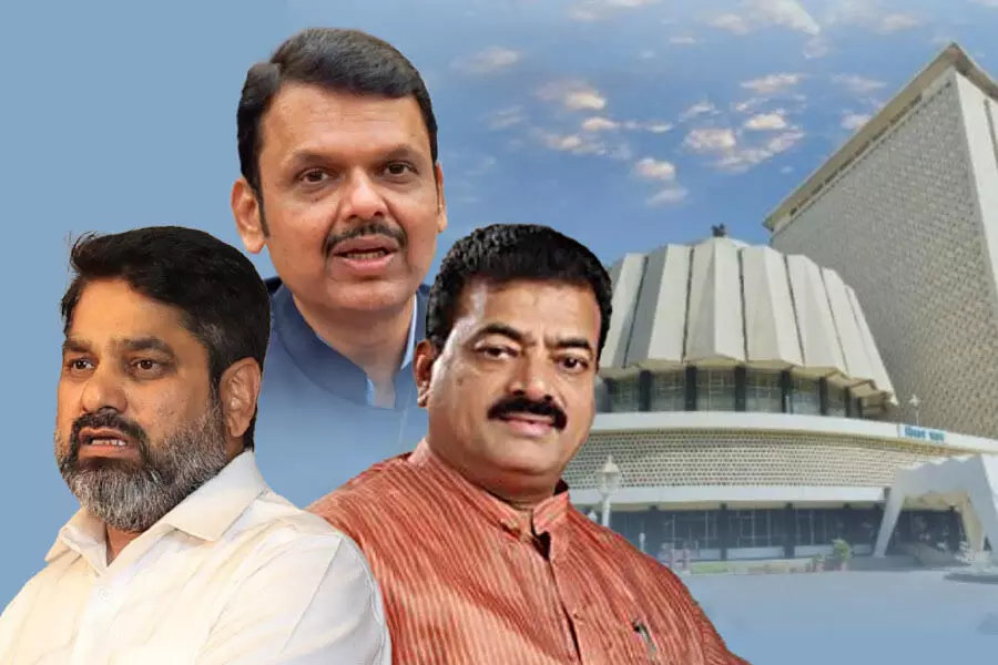 Maharashtra Winter Session Nagpur 2025 : सरकार विरोधी पक्षनेत्यांना एवढं का घाबरतंय?