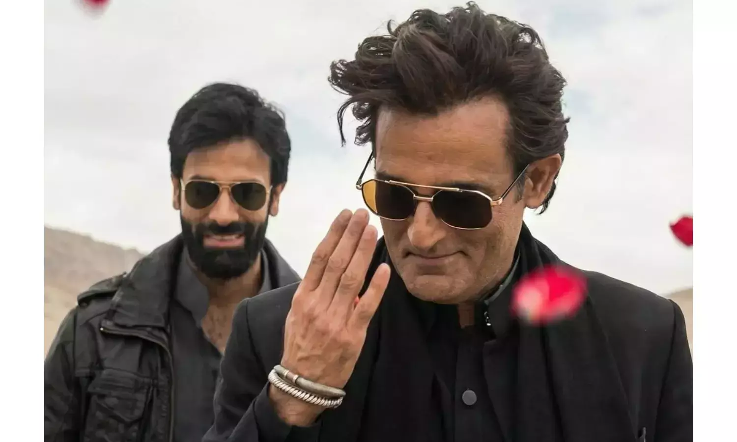 धुरंधर : Akshay Khanna is trending...