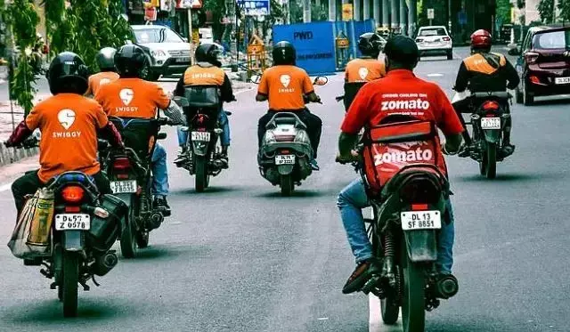 10 Minute Delivery Banned : १० मिनिट डिलिव्हरी बंद तरी दहशत कायम!