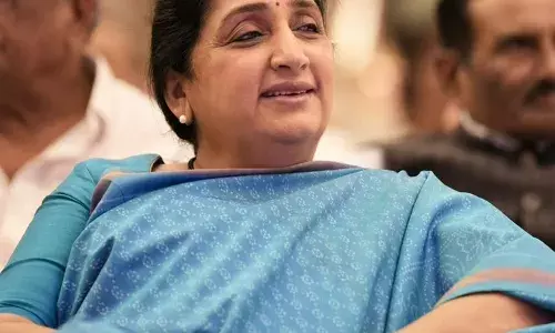 ...म्हणूनही सुनेत्रा पवार राजकारणात..!! ...म्हणूनही सुनेत्रा पवार राजकारणात..!!