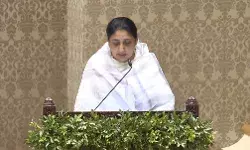 Public sentiment and politics : सुनेत्रा पवारांनी उपमुख्यमंत्रिपदाची शपथ घेतली म्हणून काय झालं ?