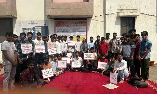 चेंबूर शासकीय वसतिगृहात विद्यार्थ्यांचे तीव्र आंदोलन