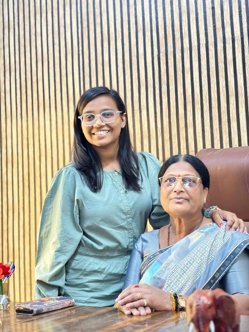 Women Success Story : स्वतःला घडवत समाजाला जोडणारं नेतृत्व मनीषा वाघमारे