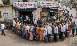 इराण-इस्रायल युद्ध : महाराष्ट्रात गॅस तुटवडा होणार? सरकार ॲक्शन मोडमध्ये!