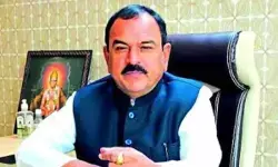 तथाकथित भविष्यकार अशोक खरातला अत्याचारप्रकरणी पोलिसांनी ठोकल्या बेड्या