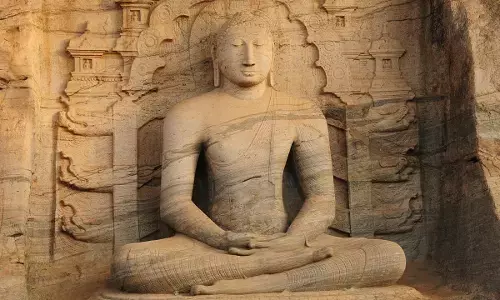 Mahavir Jayanti 2026 : महावीर जयंती - तत्त्वज्ञान आणि आचरणातील दुटप्पीपणा !