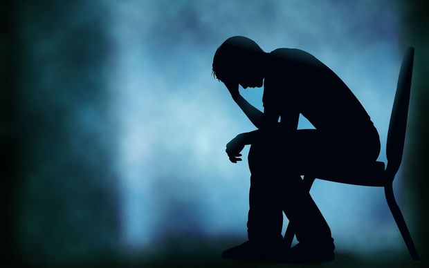 धक्कादायक ! शेतकऱ्यांपेक्षा बेरोजगारांच्या आत्महत्या अधिक