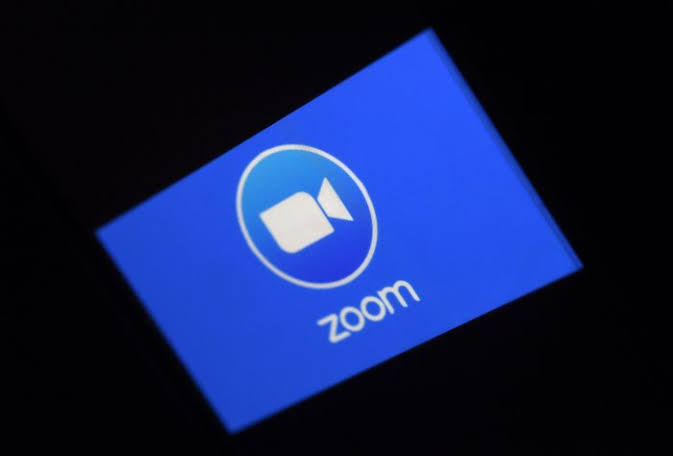 सावधान! व्हिडीओ कॉलिंगसाठी ZOOM APP वापरताय? तर ही बातमी तुमच्यासाठी