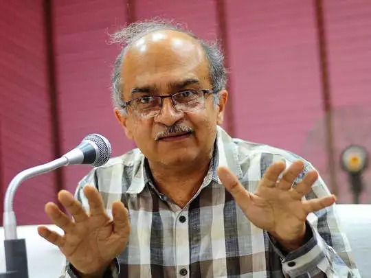 सर्वोच्च न्यायालयाच्या अवमान प्रकरणी प्रशांत भूषण दोषी