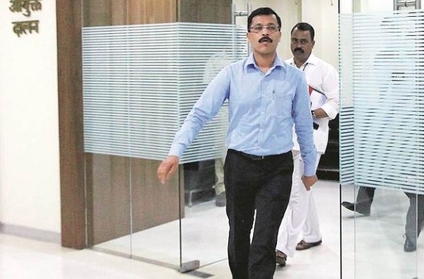 तुकाराम मुंढेंचं मिशन वॉच, रुग्णांची लुटमार थांबवणार का? तुकाराम मुंढेंचं मिशन वॉच, रुग्णांची लुटमार थांबवणार का?